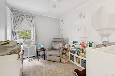 257 Bryant Avenue, Floral Park, NY 11001 - Photo 17