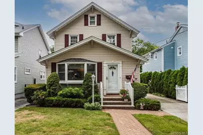 257 Bryant Avenue, Floral Park, NY 11001 - Photo 1