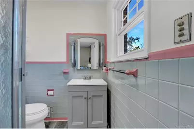 11 W 2nd Street, Deer Park, NY 11729 - Photo 21