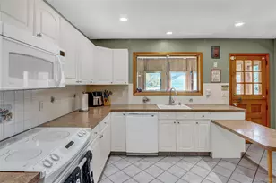 11 W 2nd St, Deer Park, NY 11729 - Photo 15