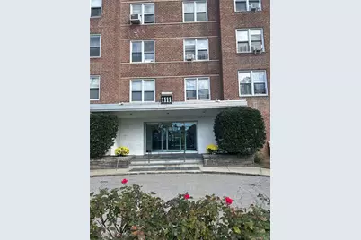 1111 Midland Avenue #4 P, Bronxville, NY 10708 - Photo 1