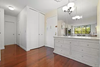 26910 Grand Central Parkway #5M, Floral Park, NY 11005 - Photo 3