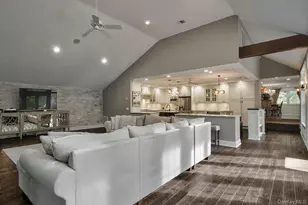 9 Monfort Dr, Huntington, NY 11743 - Photo 21