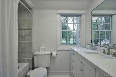 9 Monfort Drive, Huntington, NY 11743 - Photo 31