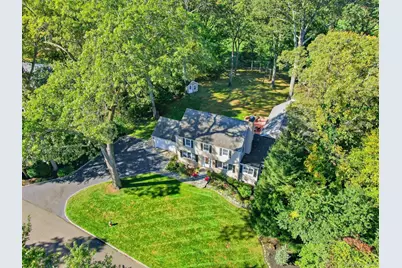 9 Monfort Drive, Huntington, NY 11743 - Photo 41