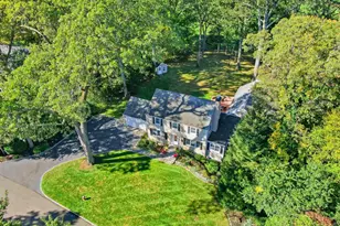 9 Monfort Dr, Huntington, NY 11743 - Photo 41