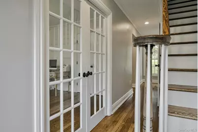 9 Monfort Drive, Huntington, NY 11743 - Photo 23