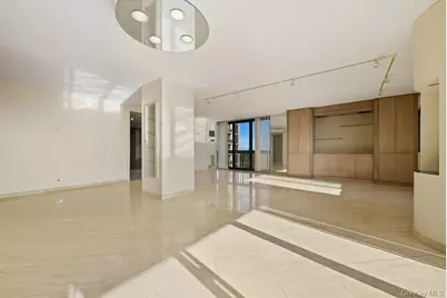 27110 Grand Central Parkway #27W, Floral Park, NY 11005 - Photo 5