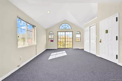 88-20 70th Road, Forest Hills, NY 11375 - Photo 5