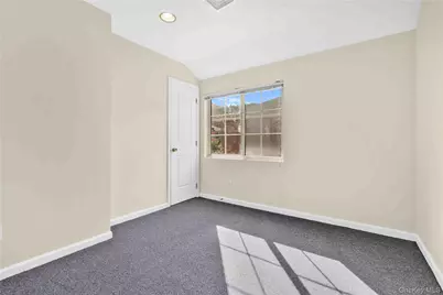 88-20 70th Road, Forest Hills, NY 11375 - Photo 25