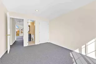 88-20 70th Rd, Forest Hills, NY 11375 - Photo 17