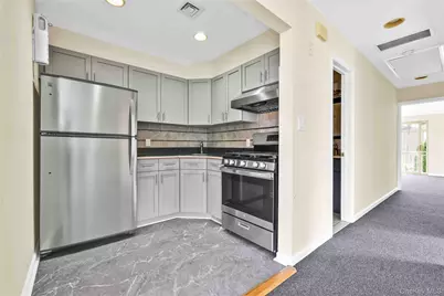 88-20 70th Road, Forest Hills, NY 11375 - Photo 11