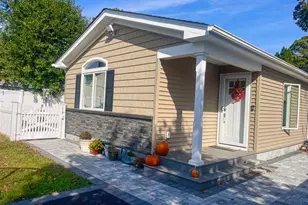 219 Litchfield Ave, Babylon, NY 11702 - Photo 3