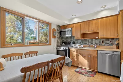 32 Dallas Drive, Monroe, NY 10950 - Photo 11