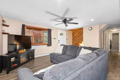 104 Riley Road, New Windsor, NY 12553 - Photo 5
