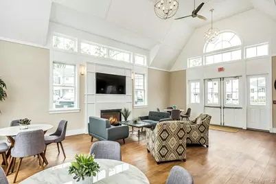 512 Breton Way, Glen Cove, NY 11542 - Photo 19