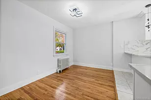 72 Woodside Ave, Freeport, NY 11520 - Photo 7