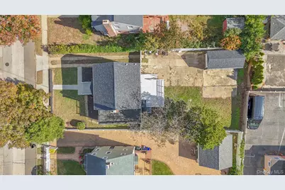 72 Woodside Avenue, Freeport, NY 11520 - Photo 31