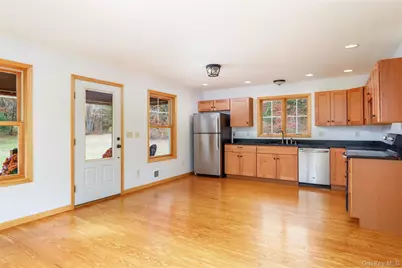 9 Bobcat Lane, Staatsburg, NY 12580 - Photo 7