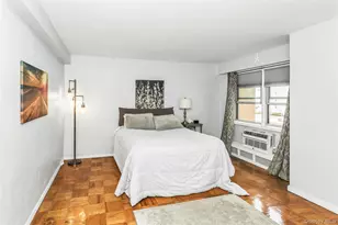 25 Neptune Blvd, Long Beach, NY 11561 - Photo 19