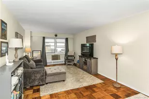 25 Neptune Blvd, Long Beach, NY 11561 - Photo 13