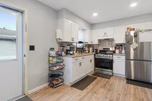 416 Fir Grove Rd, Ronkonkoma, NY 11779 - Photo 7