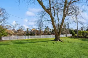 1 S Sutton Pl, Lawrence, NY 11559 - Photo 37