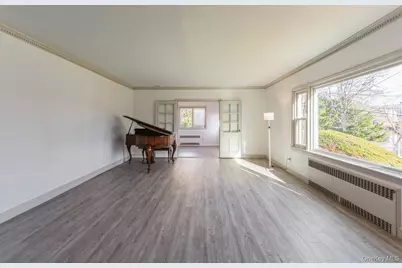 1 S Sutton Place, Lawrence, NY 11559 - Photo 11