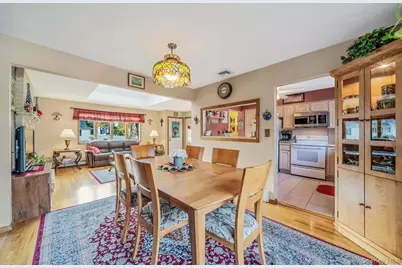 44 Lenox Street, Lindenhurst, NY 11757 - Photo 5