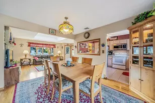 44 Lenox St, Lindenhurst, NY 11757 - Photo 5