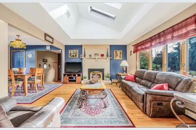 44 Lenox Street, Lindenhurst, NY 11757 - Photo 3