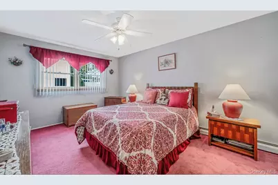 44 Lenox Street, Lindenhurst, NY 11757 - Photo 9