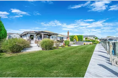 25 Harbor Court, Copiague, NY 11726 - Photo 35