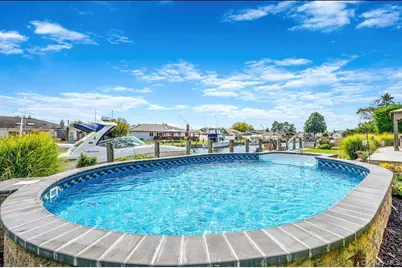 25 Harbor Court, Copiague, NY 11726 - Photo 39