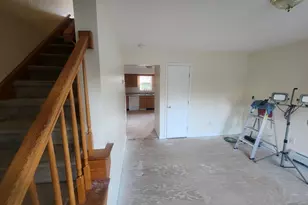 698 South St, Highland, NY 12528 - Photo 5