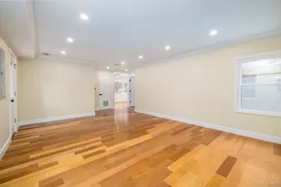 38 Heather Ln, Levittown, NY 11756 - Photo 11