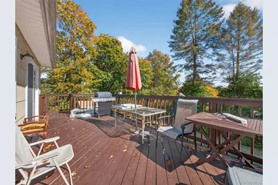 37 Carnation Drive, Nanuet, NY 10954 - Photo 33