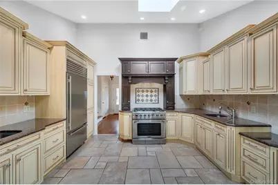 61 Riviera Drive S, Massapequa, NY 11758 - Photo 13