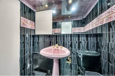 61 Riviera Drive S, Massapequa, NY 11758 - Photo 33