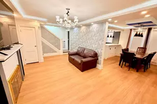 14 Parsons Dr, Hempstead, NY 11550 - Photo 7