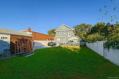 14 Parsons Drive, Hempstead, NY 11550 - Photo 5