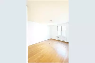 14205 Roosevelt #4, Flushing, NY 11354 - Photo 5