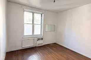 14205 Roosevelt, Flushing, NY 11354 - Photo 13