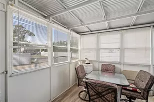 697 N Fulton Ave, Lindenhurst, NY 11757 - Photo 27