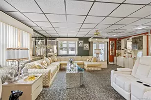 697 N Fulton Ave, Lindenhurst, NY 11757 - Photo 19