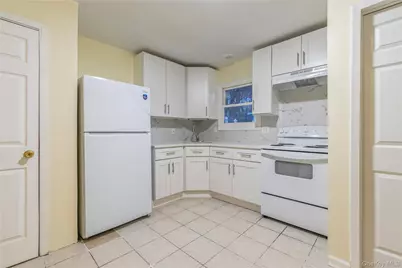 86 Stuyvesant Avenue, Mastic, NY 11950 - Photo 13