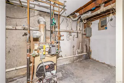 86 Stuyvesant Avenue, Mastic, NY 11950 - Photo 31