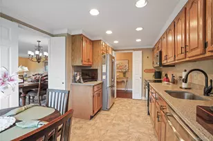 500 High Point Dr, Hartsdale, NY 10530 - Photo 9