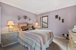 26 Bradford Ln, Bethpage, NY 11714 - Photo 11