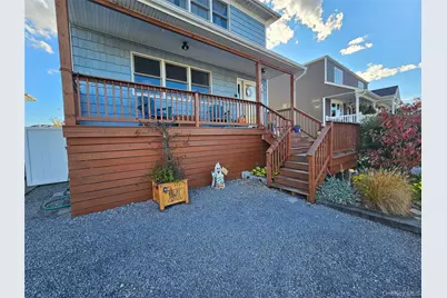 26 Mitchell Avenue, Babylon, NY 11702 - Photo 9